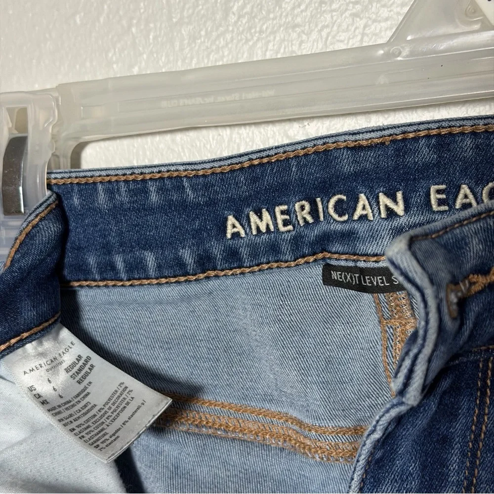 American Eagle Women‎ Hi-Rise Jegging Jeans Distressed Denim Blue Jeans size 6